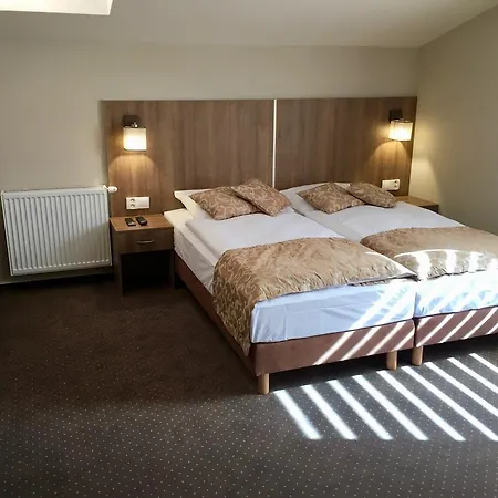 Grillbar & Restaurant 3* Spišská Nová Ves