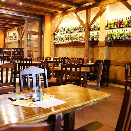 Grillbar & Restaurant 招待所
