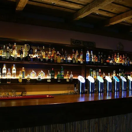 Grillbar & Restaurant 招待所